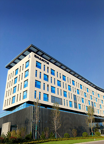 持续立异<br>勇攀岑岭